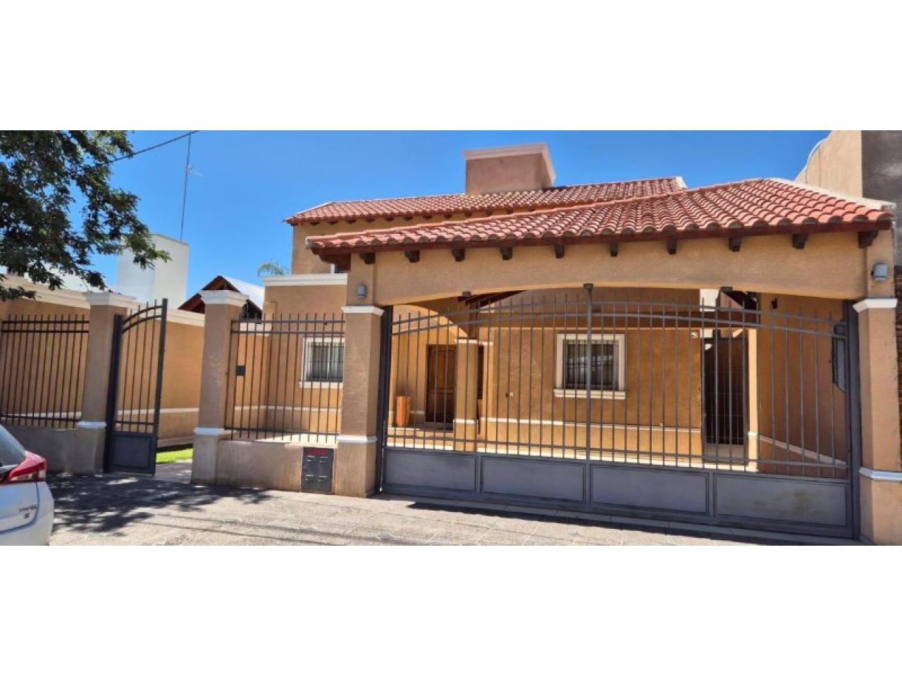 Casa en Venta en Capital, San Juan