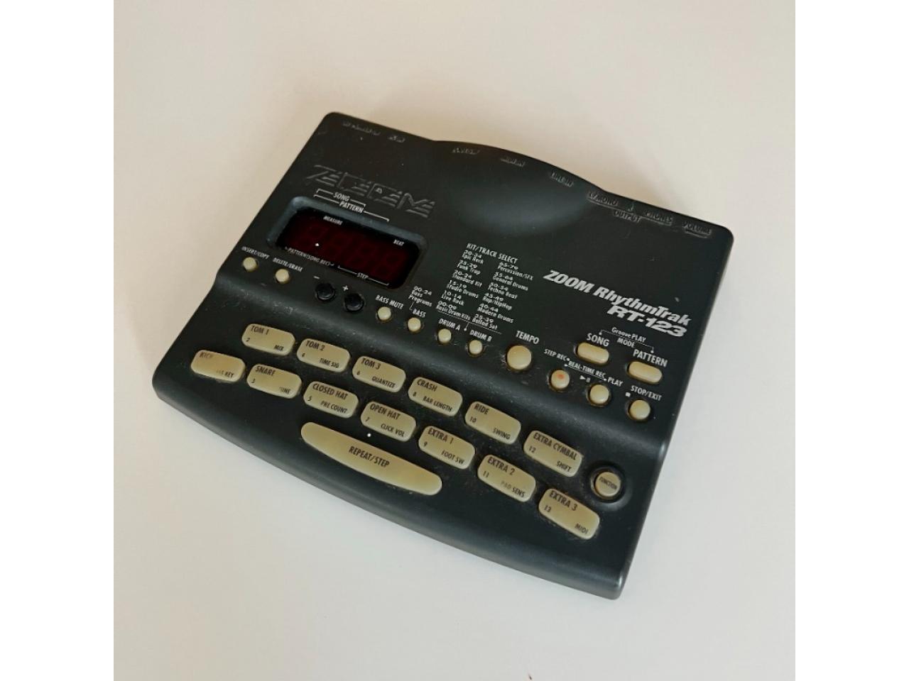 Zoom Rythmtrack Rt113 Drum Machine Digital Comprá en San Juan