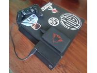 Play 4 Slim - 2 Tb - 1 Joystick - Accesorios