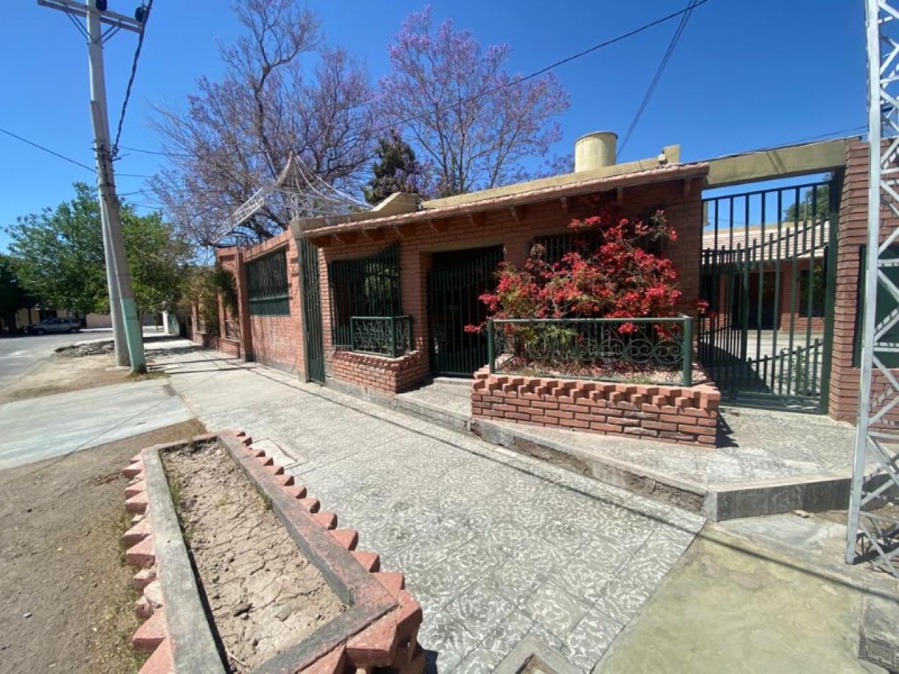 Venta. Complejo Habitacional De 15 Departamentos. Rivadavia. Bcsj Ref 2720