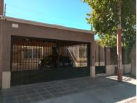 Venta Casa 3 Dormitorios Con Pileta Cochera Doble A Metros Plaza De Desamparados