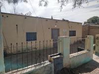 Vende Casa, 2 Dormitorios- En Sta Lucia De Adobe