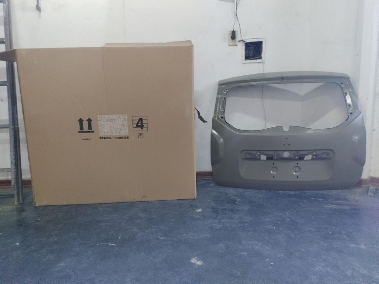 Tapa Baul Renault Duster - Comprá en San Juan