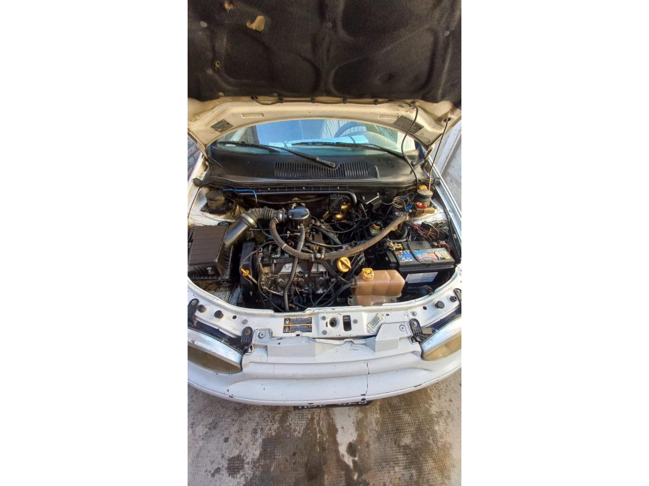 Fiat Palio Tipo Sedan 3tas, Modelo 2000 - Comprá en San Juan