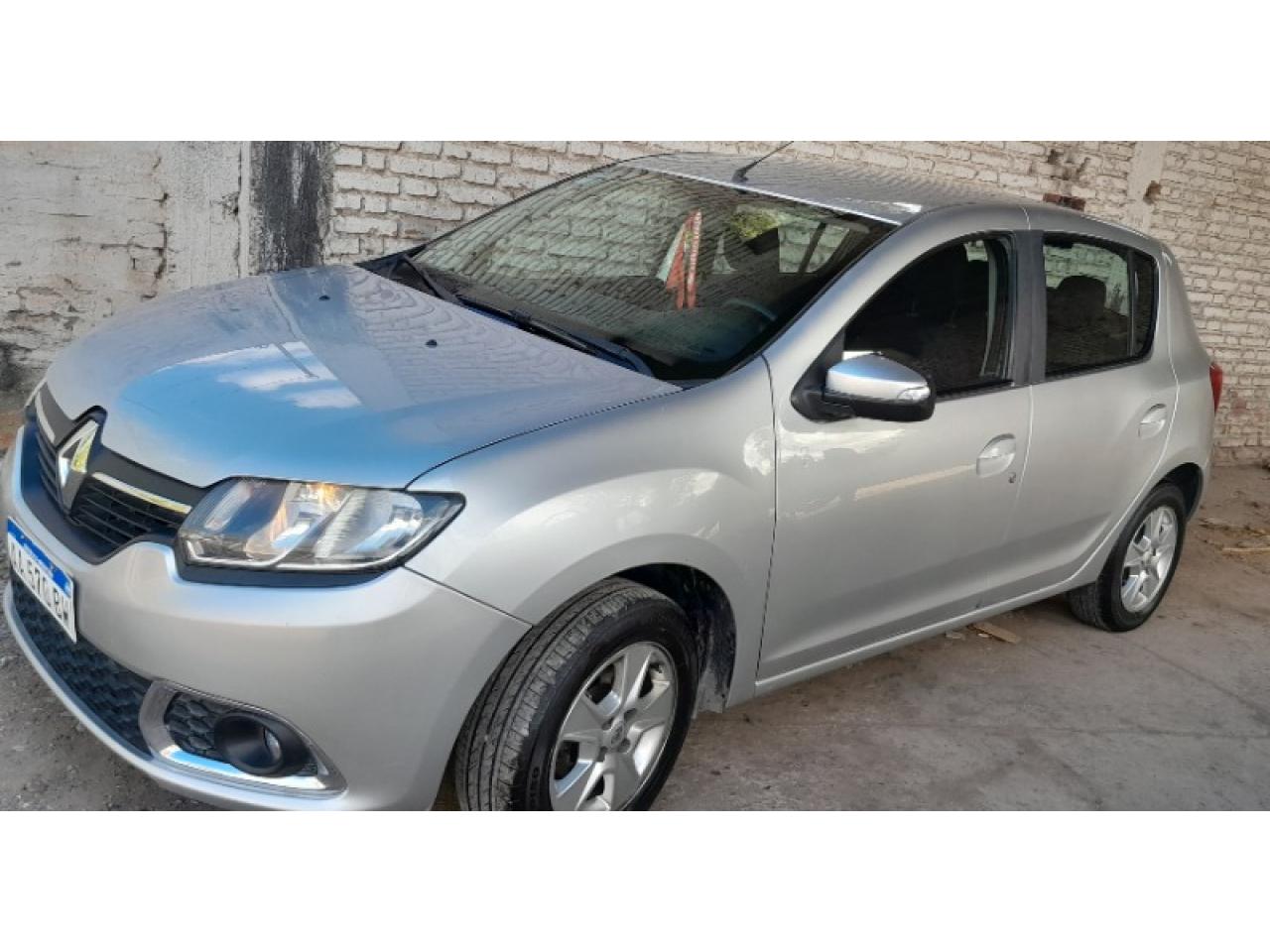 Renault Sandero Privilege Comprá en San Juan