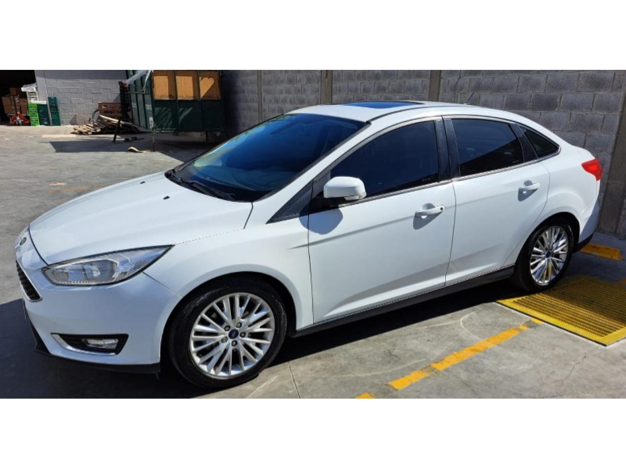 Ford Focus Sedan 2.0 Se Plus At. Modelo 2016 - Comprá en San Juan