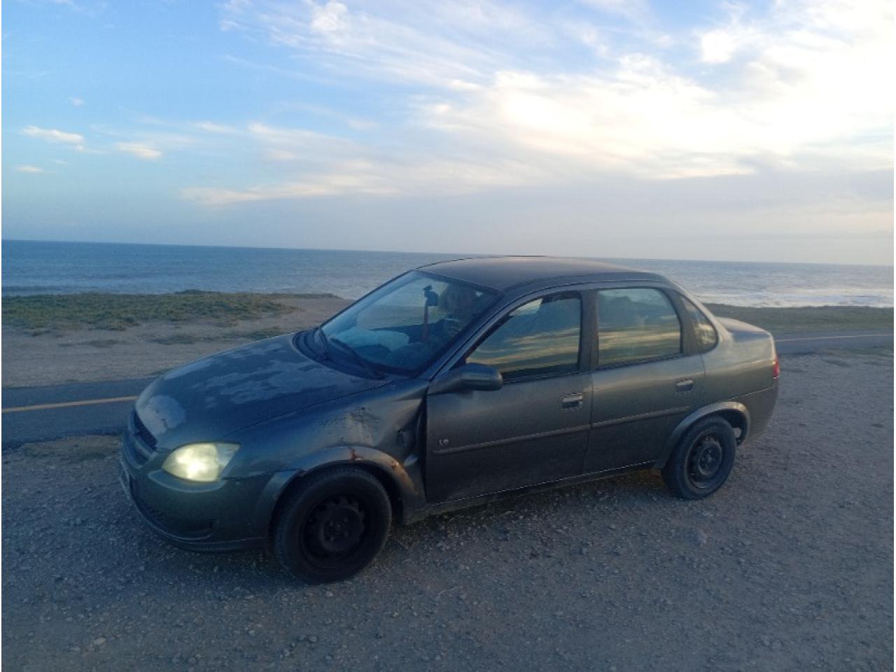 Chevrolet Corsa Clásico Lt 2010